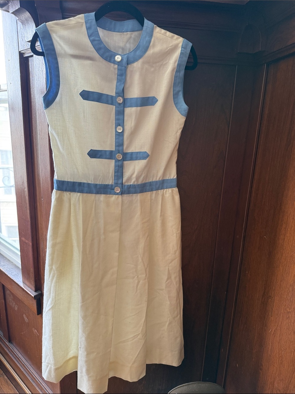 Vintage Retro Sleeveless Linen Cream Dress with Blue Trim, 1940 1950 1960 1970